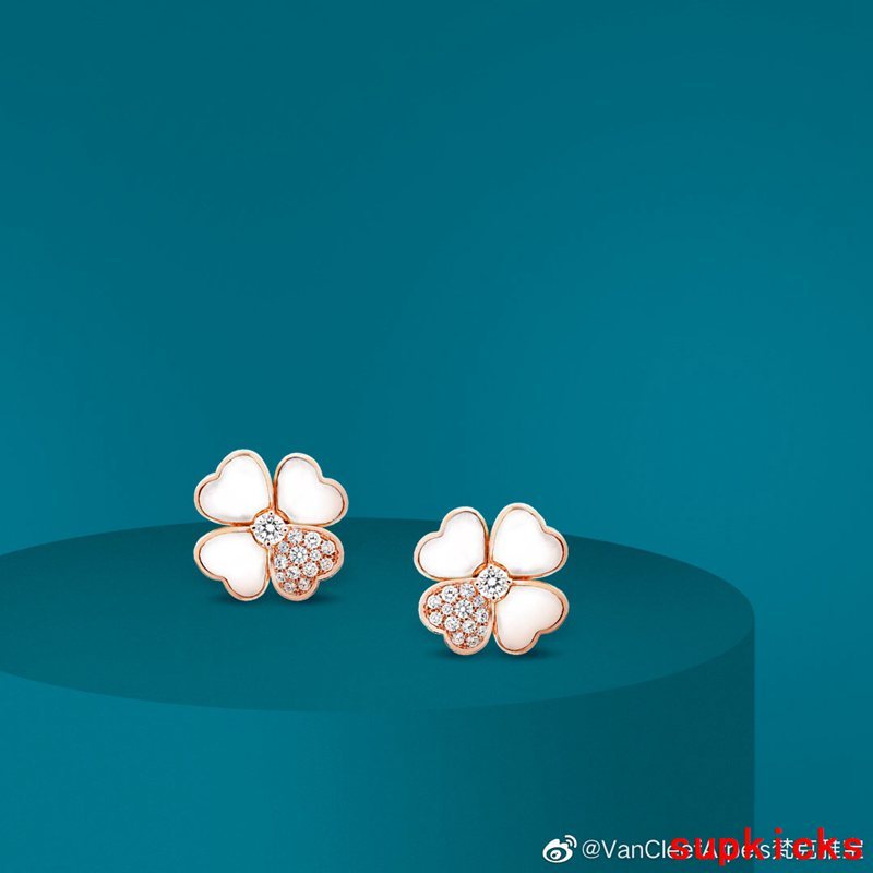 Van Cleef & Arples Jewelry