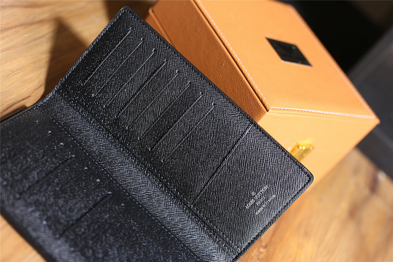 I W Fashion Lu-Vi bags - 11042