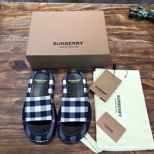Burberry Luxury Shoes