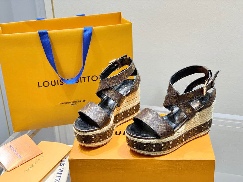 Louis Vuittion Luxury Shoes