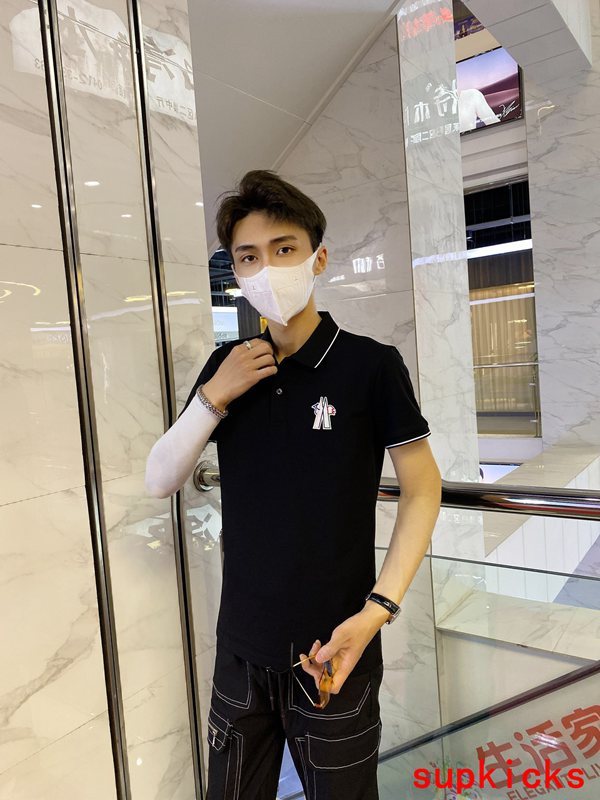 Moncler Luxury Cloth