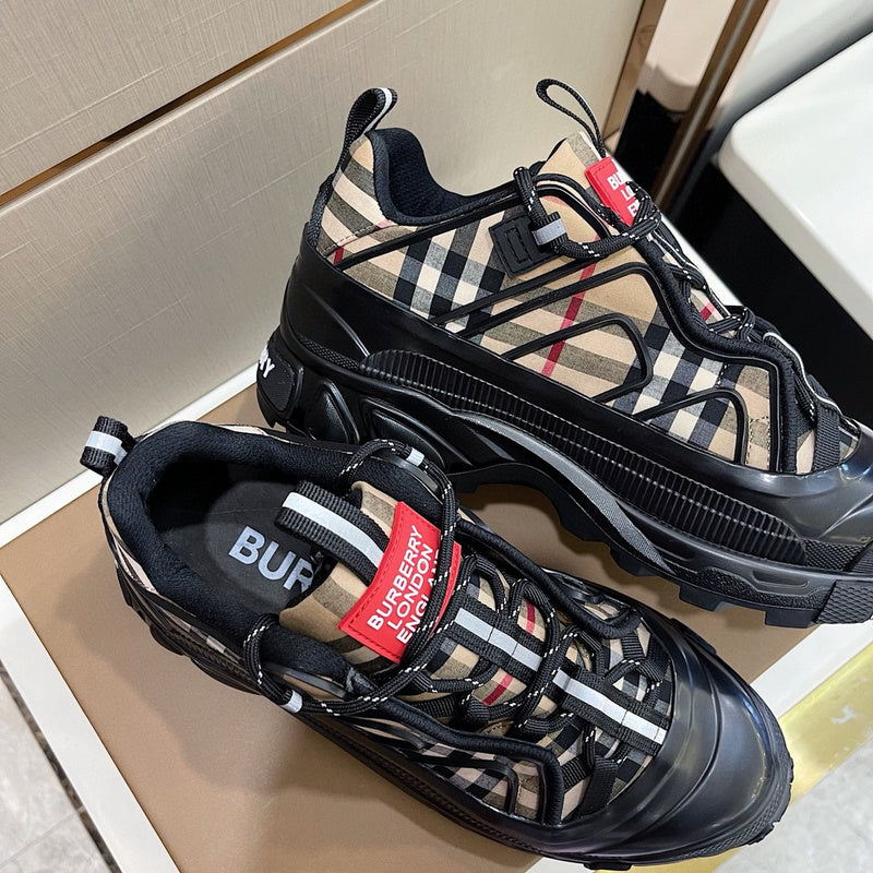 Burberry Luxury Shoes