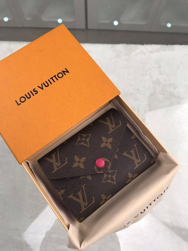 I W Fashion Lu-Vi bags - 17488