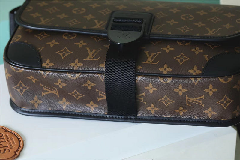 I W Fashion Lu-Vi bags - 9996
