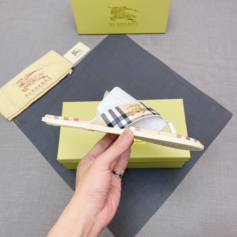 Burberry Luxury Shoes