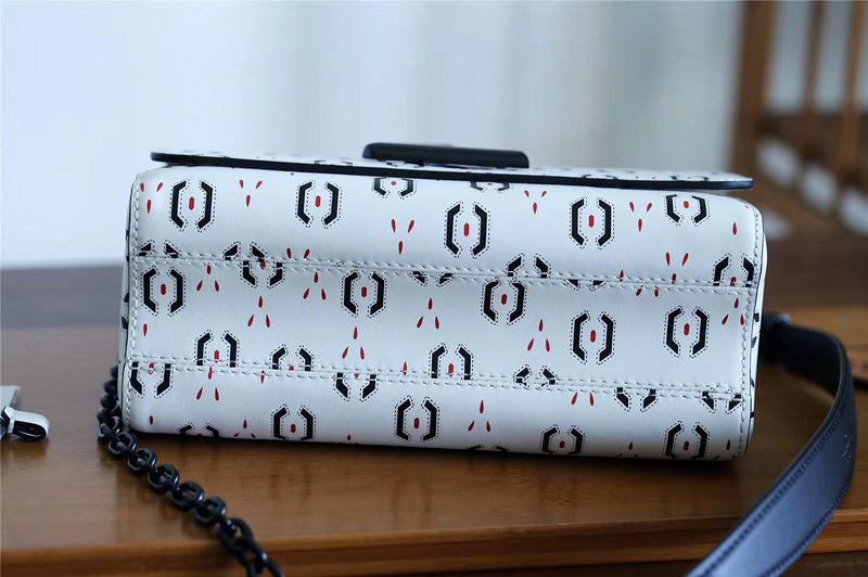 I W Fashion Lu-Vi bags - 8537