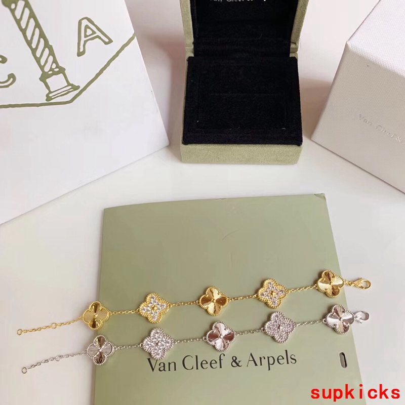 Van Cleef & Arples Jewelry