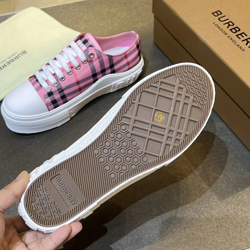 Burberry Luxury Shoes