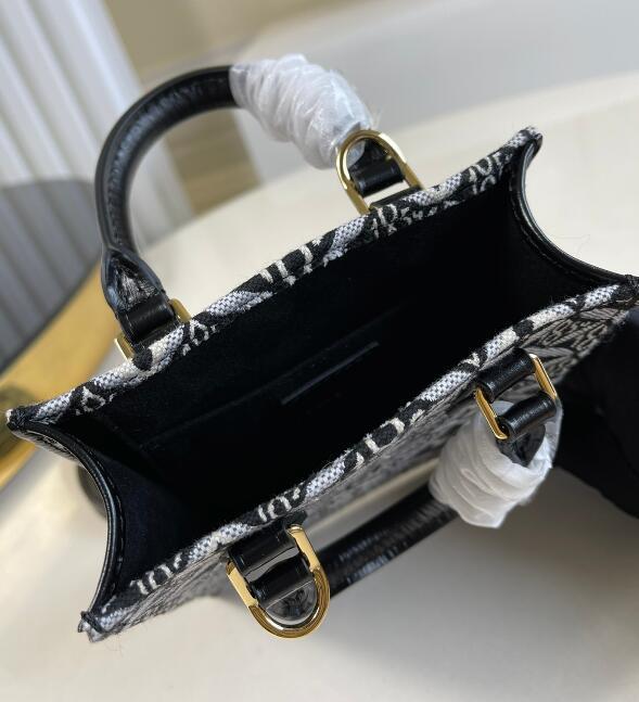 Mila's Edit - LOV Bags - 2578