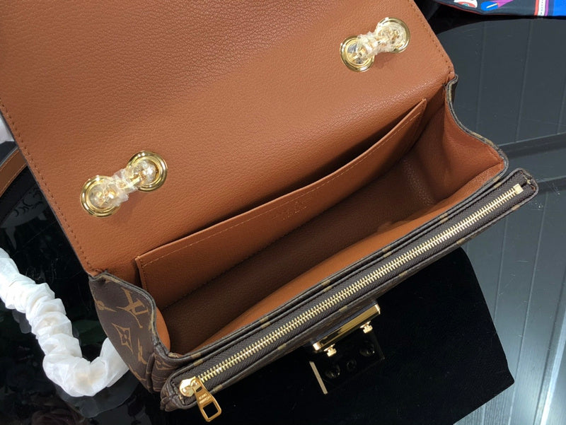 I W Fashion Lu-Vi Bags - 16720