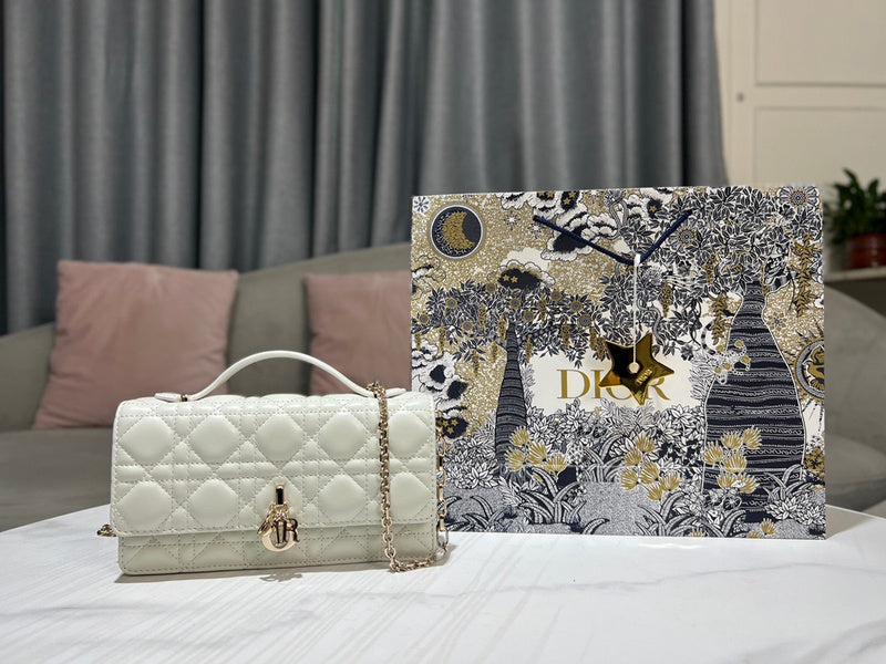 ENT - DOR Bags - 537