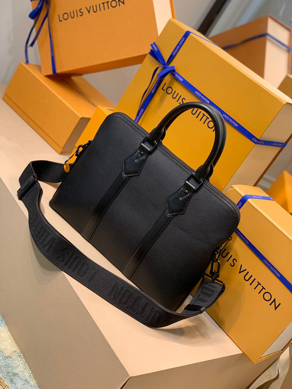 I W Fashion Lu-Vi bags - 17045