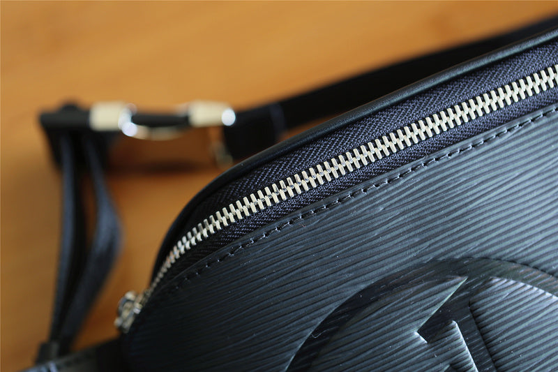 I W Fashion Lu-Vi bags - 10355
