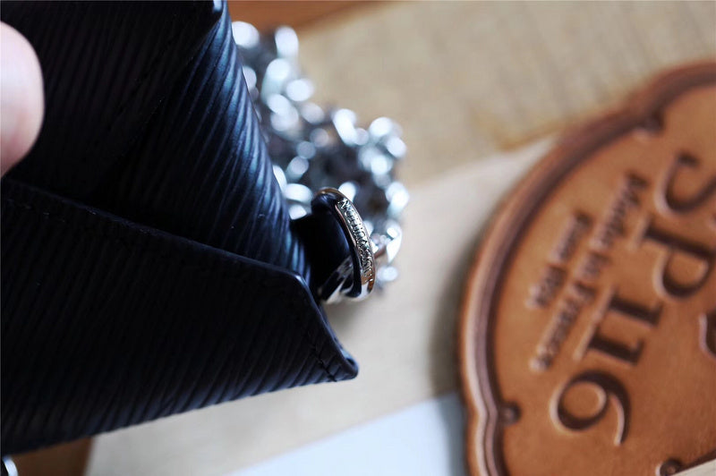 I W Fashion Lu-Vi bags - 9330