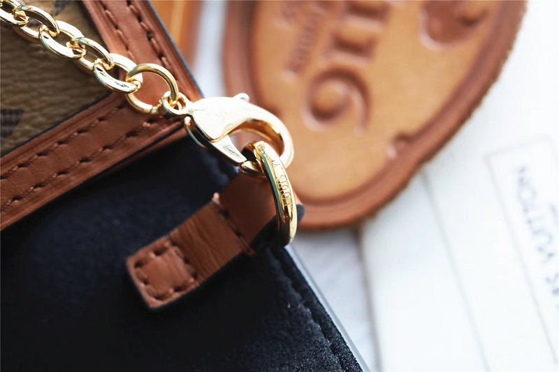 I W Fashion Lu-Vi bags - 8112