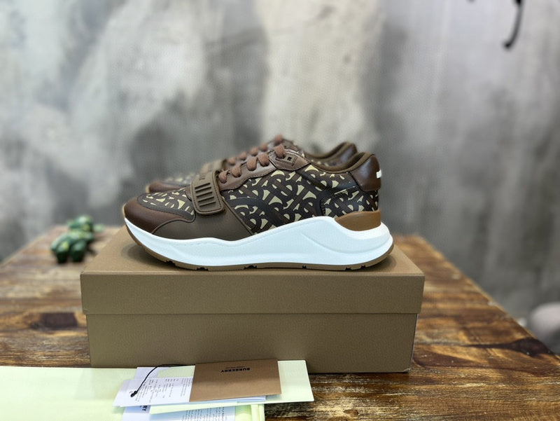 Burberry Luxury Shoes