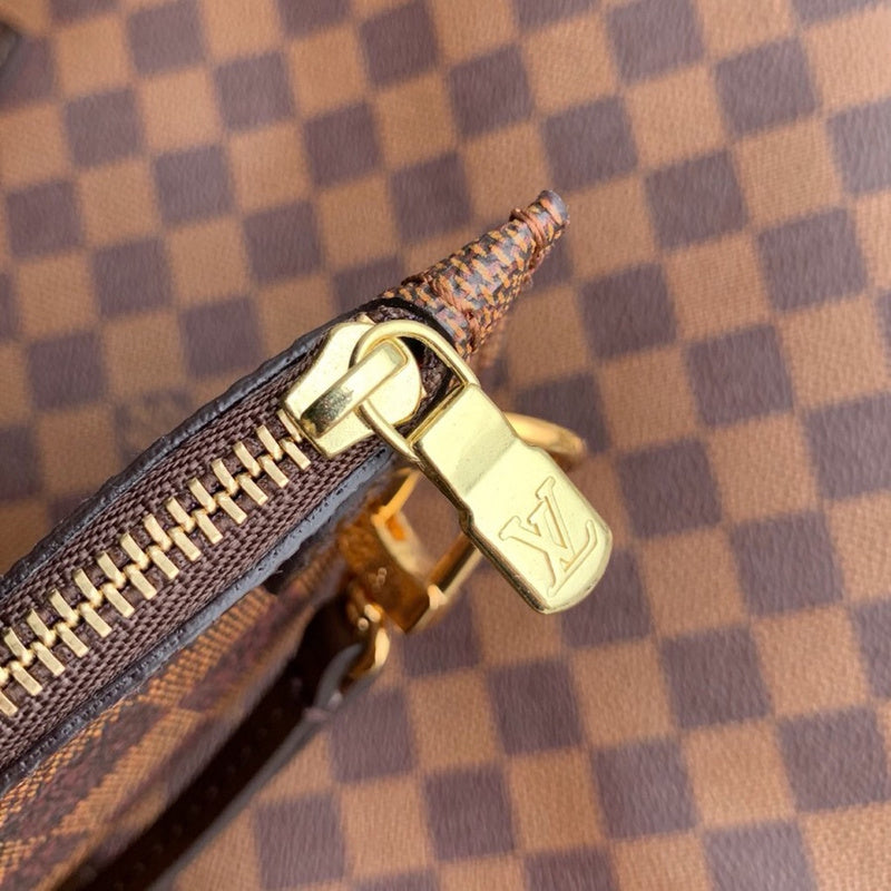 LOV2 Bags - Luxurious Bags  2849