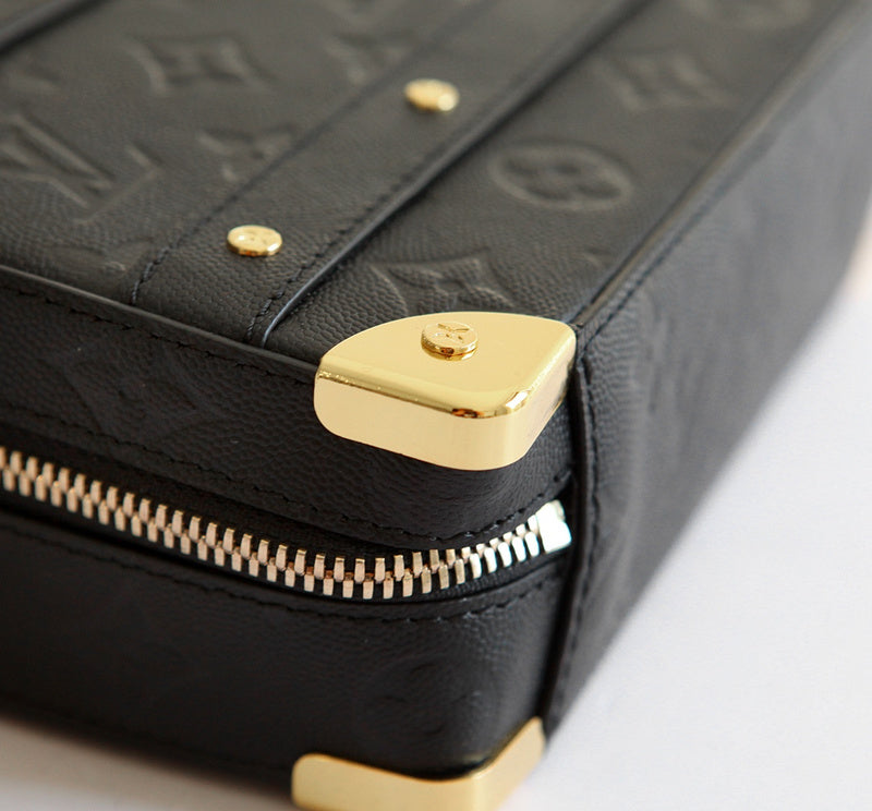 I W Fashion Lu-Vi Bags - 16935