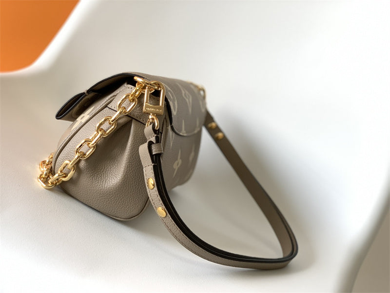 PHA - LOV Bags - 218