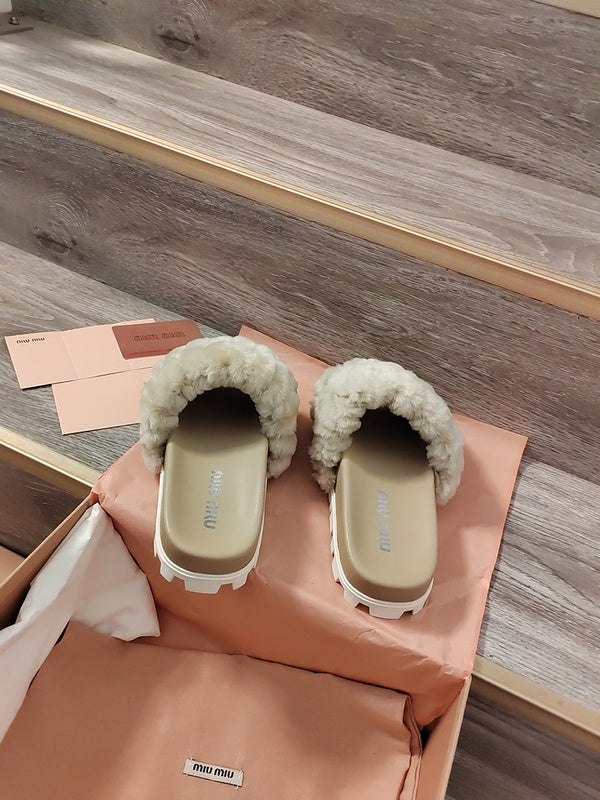 MIU MIU Luxury Shoes