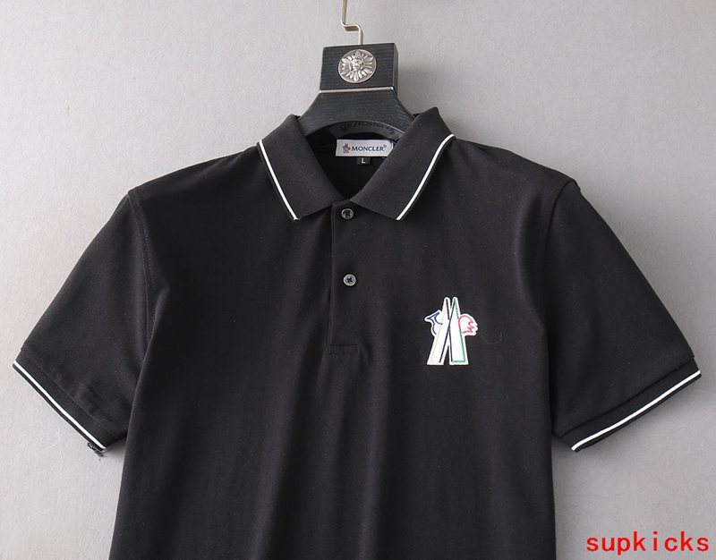Moncler Luxury Cloth