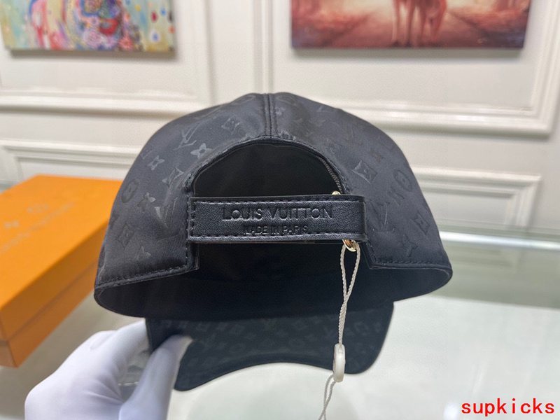 Louis Vuitton Luxury Cap