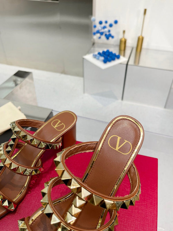 Valentino GARAVANI Luxury Shoes