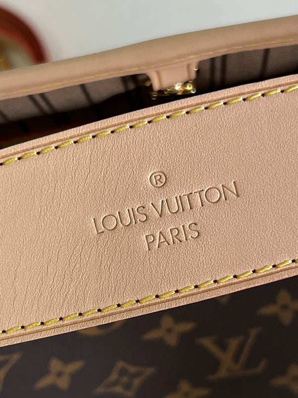 I W Fashion Lu-Vi bags - 17314
