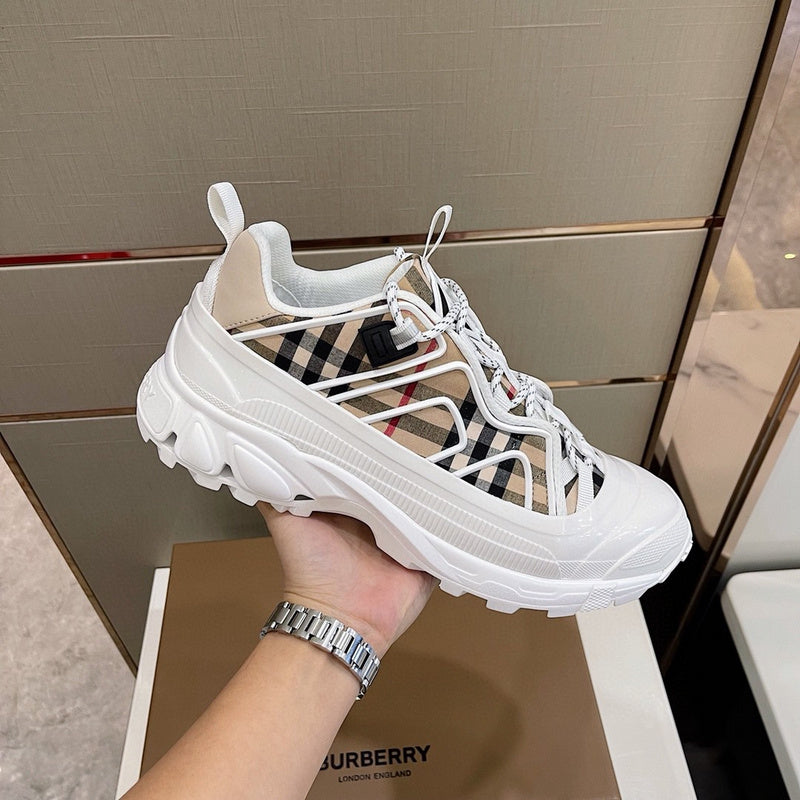 Burberry Luxury Shoes