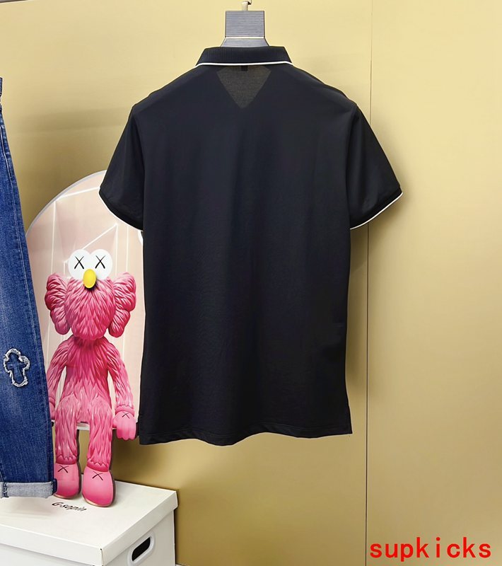 Moncler Luxury Cloth