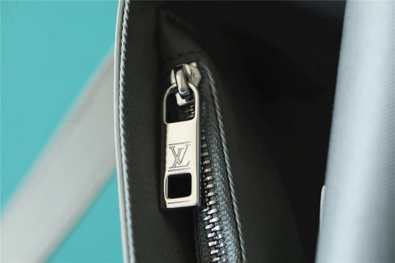 I W Fashion Lu-Vi bags - 9917