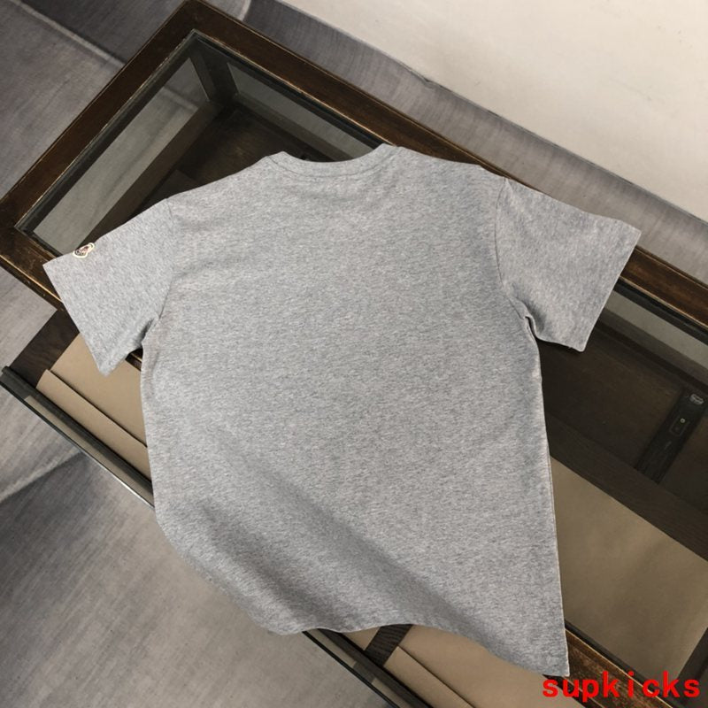 Moncler Luxury Cloth