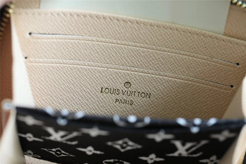 I W Fashion Lu-Vi bags - 8958