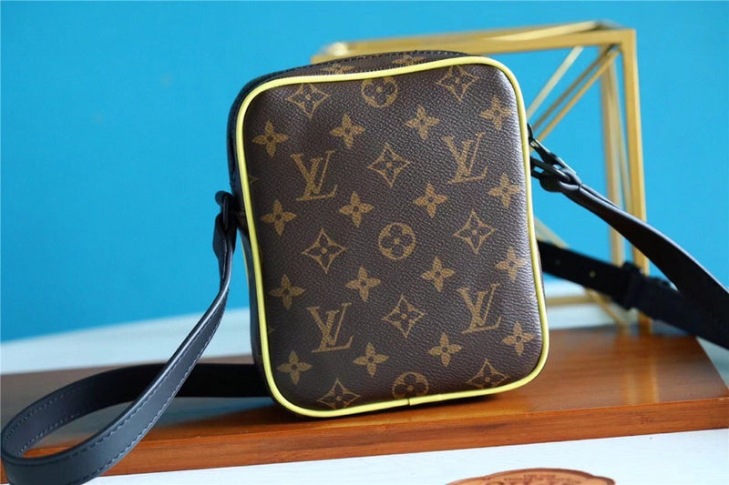 I W Fashion Lu-Vi bags - 10278