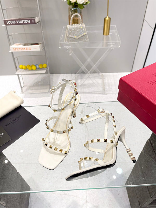 Valentino GARAVANI Luxury Shoes