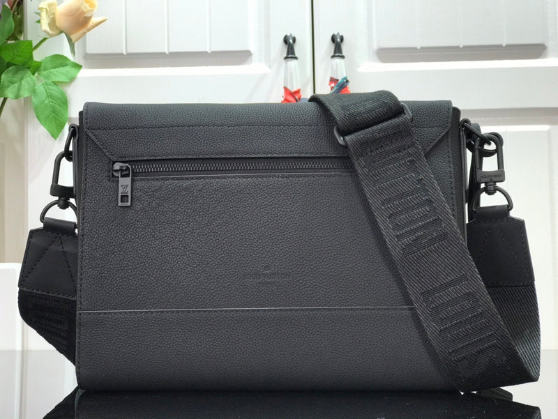 I W Fashion Lu-Vi bags - 17635
