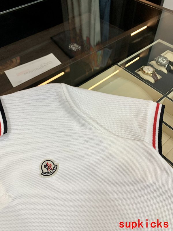 Moncler Luxury Cloth