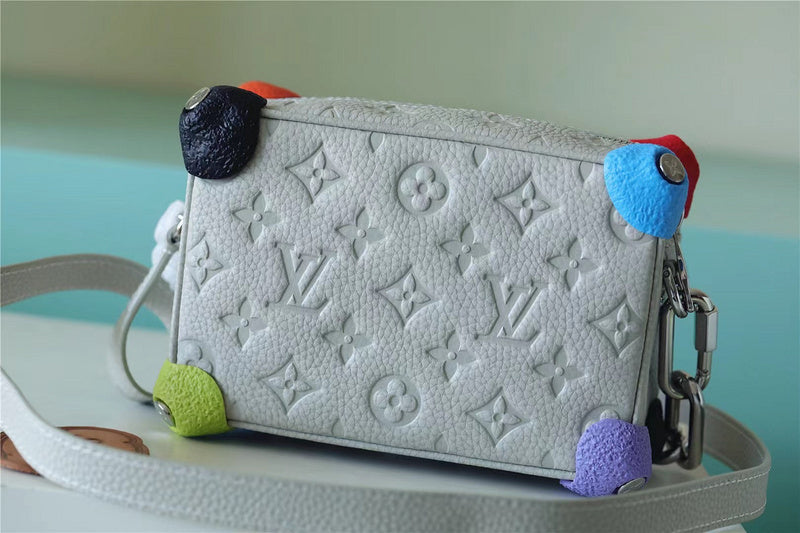 I W Fashion Lu-Vi bags - 10139