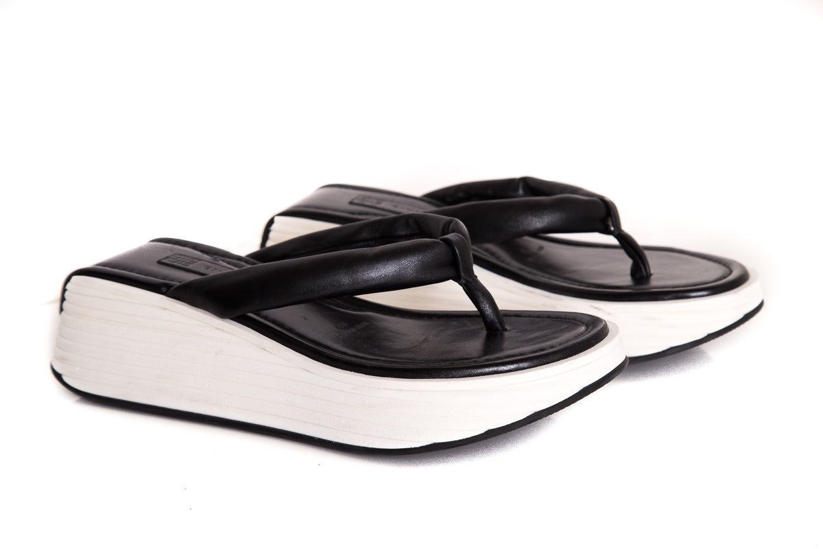 Givenchy Black & White Leather Sandals SZ 39