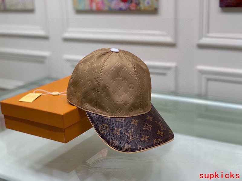 Louis Vuitton Luxury Cap