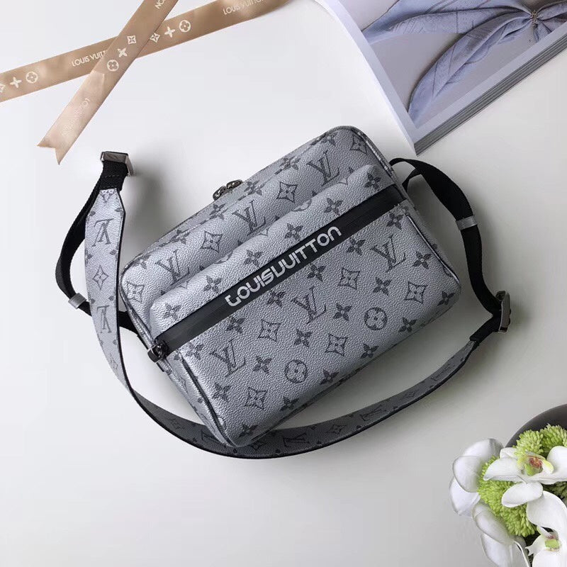 I W Fashion Lu-Vi bags - 10457