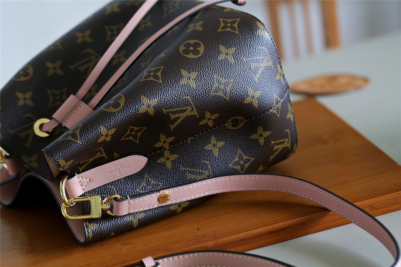 I W Fashion Lu-Vi bags - 8578