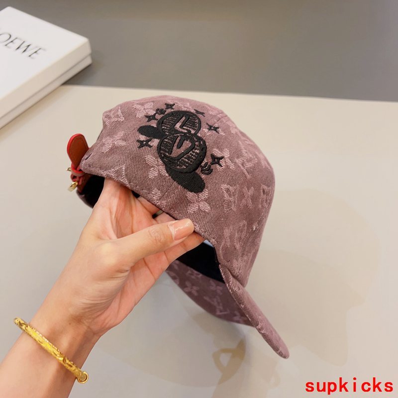 Louis Vuitton Luxury Cap