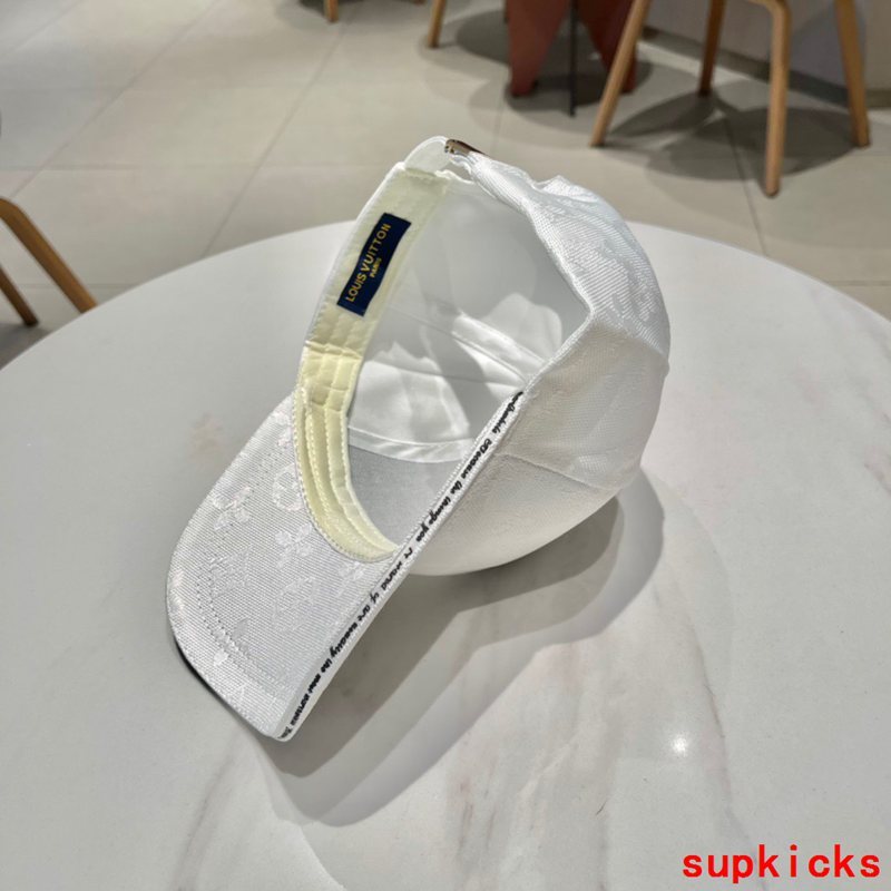Louis Vuitton Luxury Cap