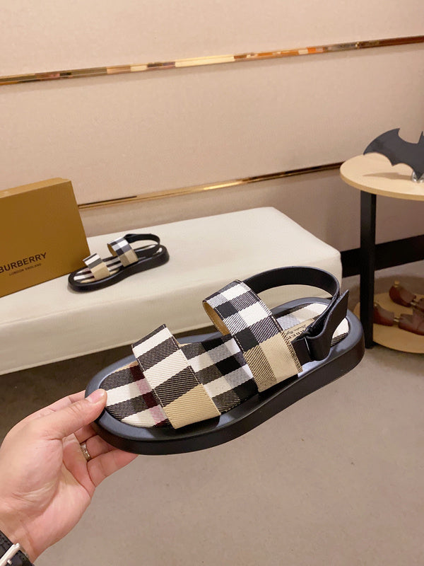 Burberry Luxury Shoes