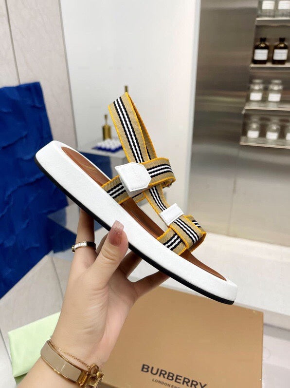 Burberry Luxury Shoes