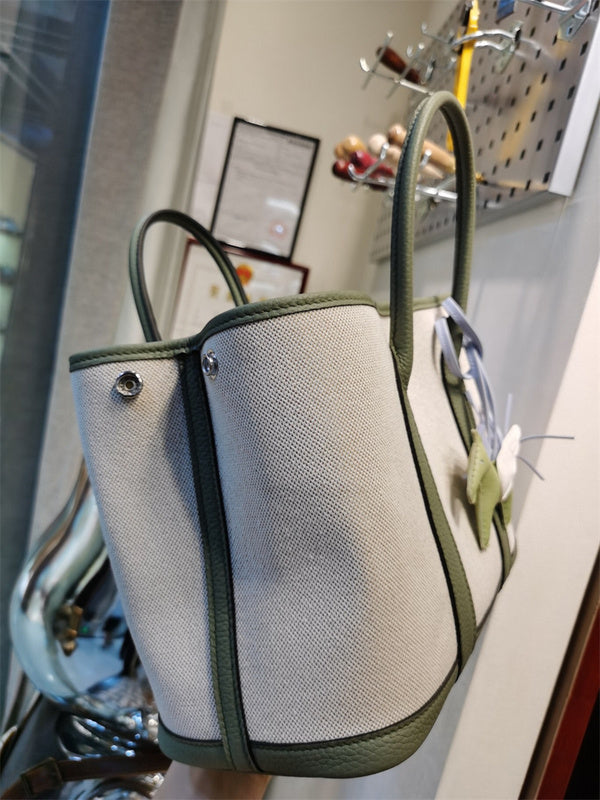 PHA - HMS Bags - 611