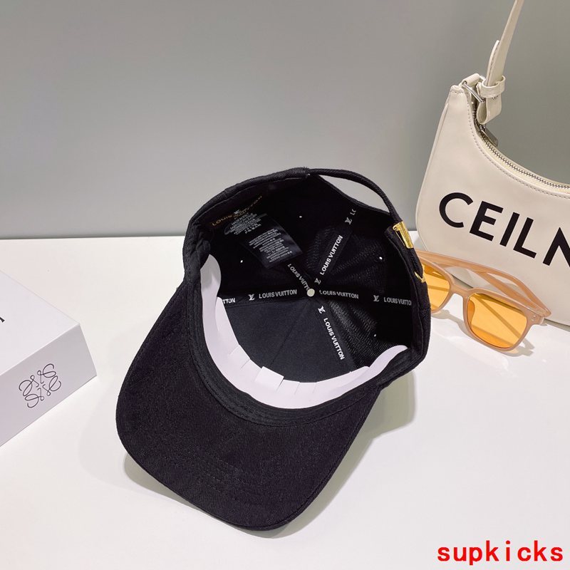 Louis Vuitton Luxury Cap