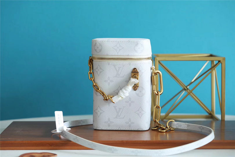 I W Fashion Lu-Vi bags - 9270