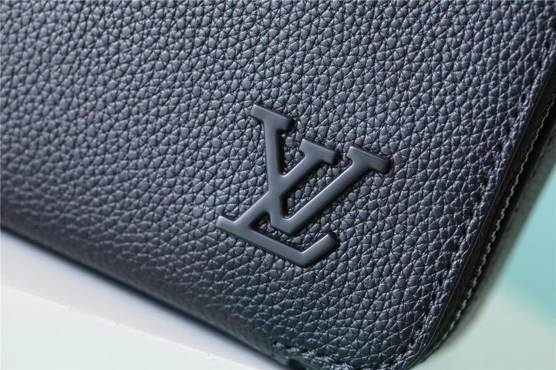 I W Fashion Lu-Vi bags - 10240